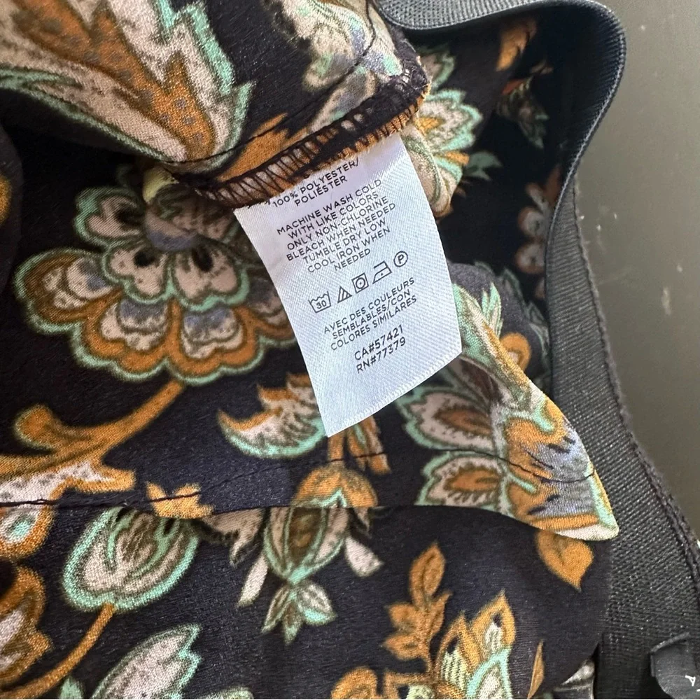 Ann Taylor floral skirt - Picture 4 of 5